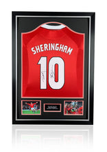 Load image into Gallery viewer, Teddy Sheringham Manchester United 1999 champions league signed framed shirt
